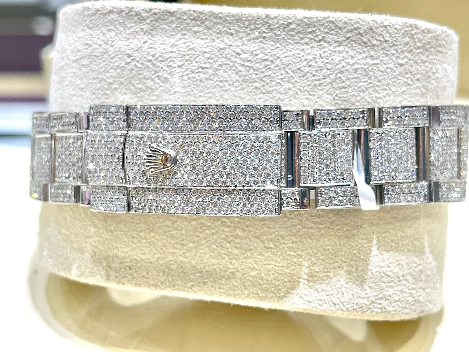 VVS-1 41mm arabic numerals date-just oyster